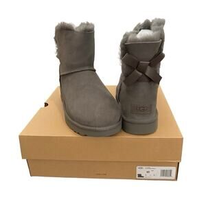 UGG Mini Bailey Bow II Women’s Size 10 Boots Grey Suede Sheepskin